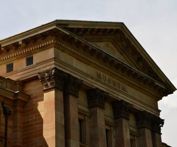 Discuss the Australian Museum restructure with the PSA