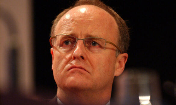 MINIMISE YOUR TAX: WIN PLAUDITS