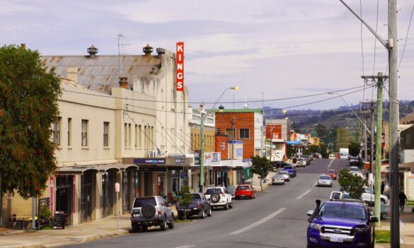 Report reveals public sector workers are pillars of South Coast economies – 15/11/2021