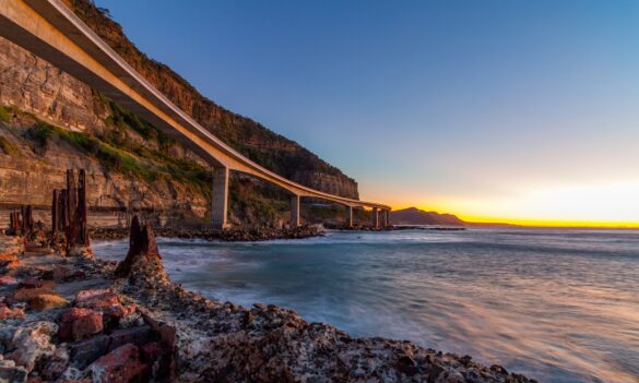 PSA Day of Action 8 June: South Coast members directed to STRIKE for 24 hours!