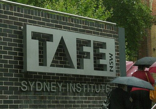 Media Release: BEREJIKLIAN GOVERNMENT SLASHES 700 FRONTLINE TAFE NSW JOBS 18/02/2021